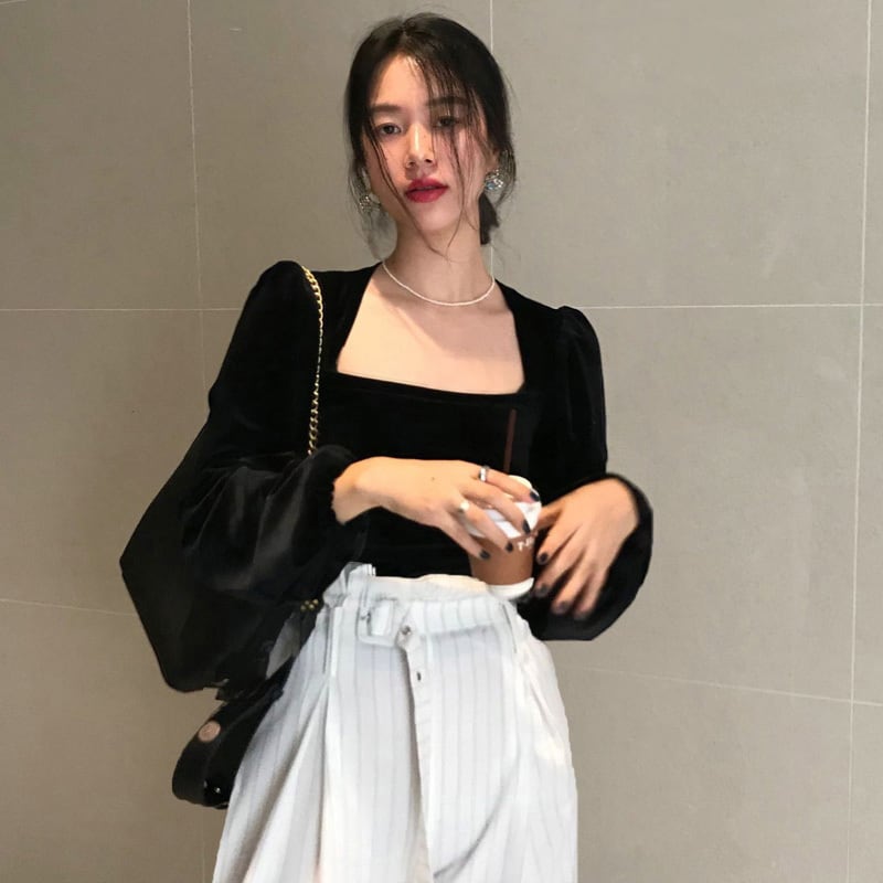 トップス カットソー ニットソー 袖あり 長袖 ボリューム袖 パフスリーブ スクエアネック ベロア ベルベット かわいい 大人可愛い きれいめ シンプル カジュアル 大人 上品 おしゃれ wto007