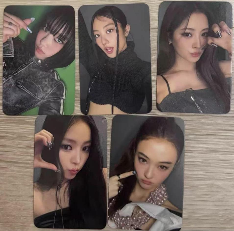 公式品　MEOVV DMM2.0 　全員５枚セットKPOP グッズ