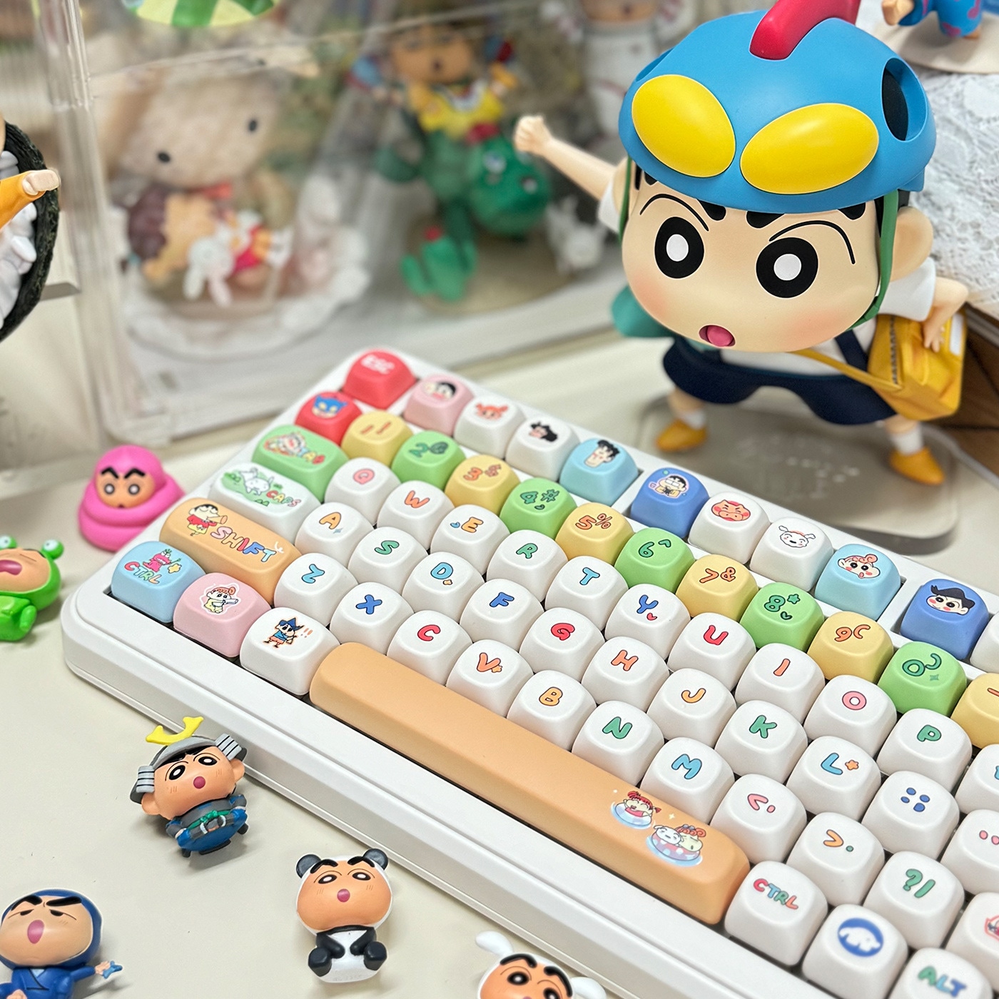 クレヨンしんちゃん 正規品 ワイヤレスキーボード 韓国人気 クレヨンしんちゃん 正規品 ワイヤレスキーボード 韓国人気