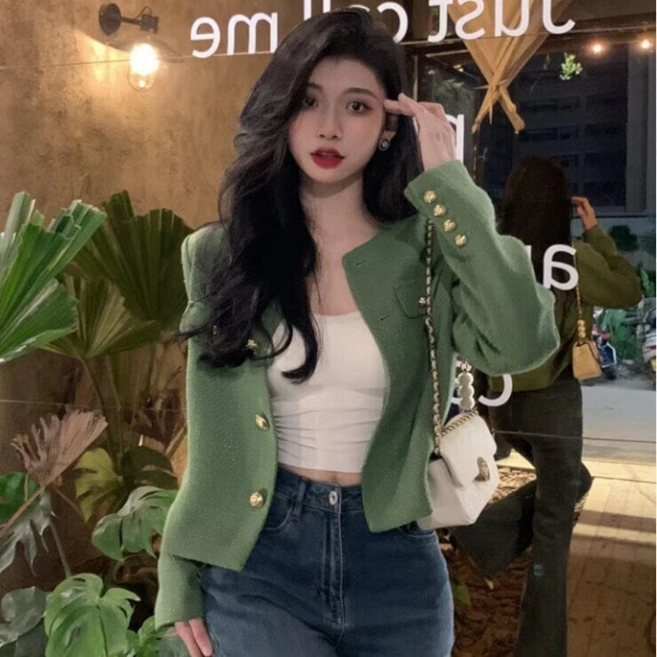 アウター レディース ジャケット コート ショート ショート丈 袖あり 長袖 襟なし ラウンドネック Uネック 前開き かわいい 可愛い 大人 大人可愛い 大人女子 おしゃれ お洒落 クール 5,301円