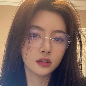 縁なし眼鏡縁なし女性近視には度数すっぴん韓国版ブルーレイ放射防止平光がある