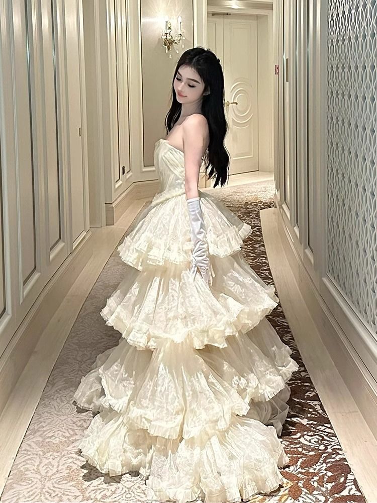 プリンセスブドレス女性花嫁ウェディングライトウェディングドレス誕生日ディナードレス