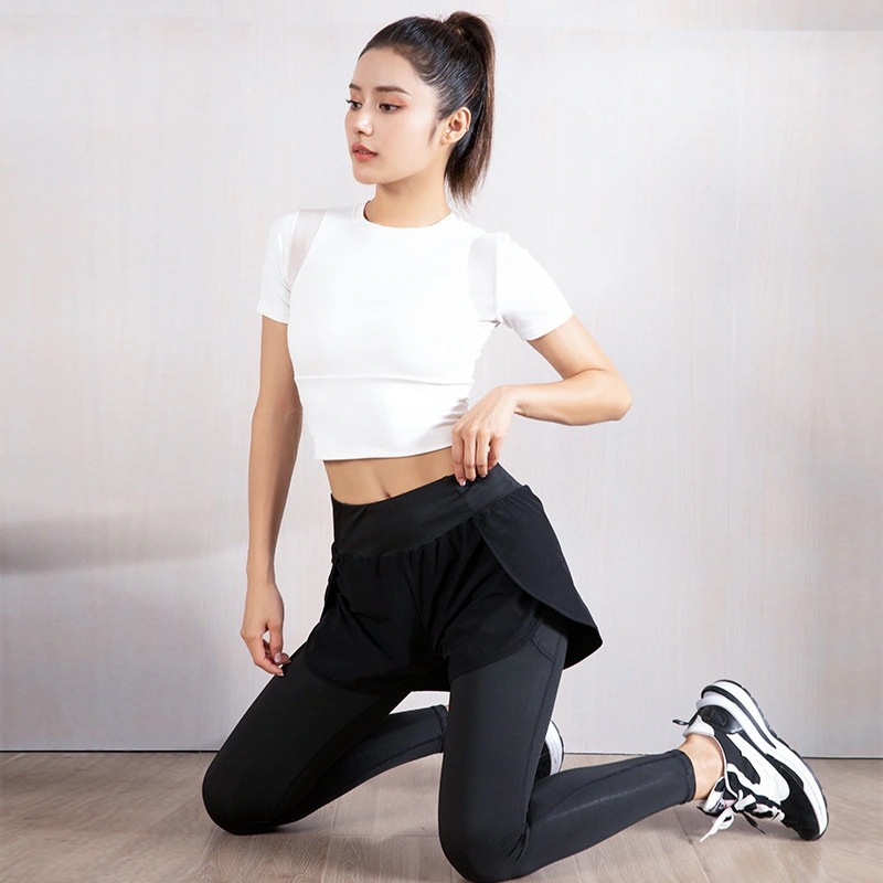 春 ファッション ヨガパンツ タイツ レギンス ショートパンツ 9分丈 速乾 ハイウエスト ストレッチ スポーツウェア レディース 韓国 ヨガ