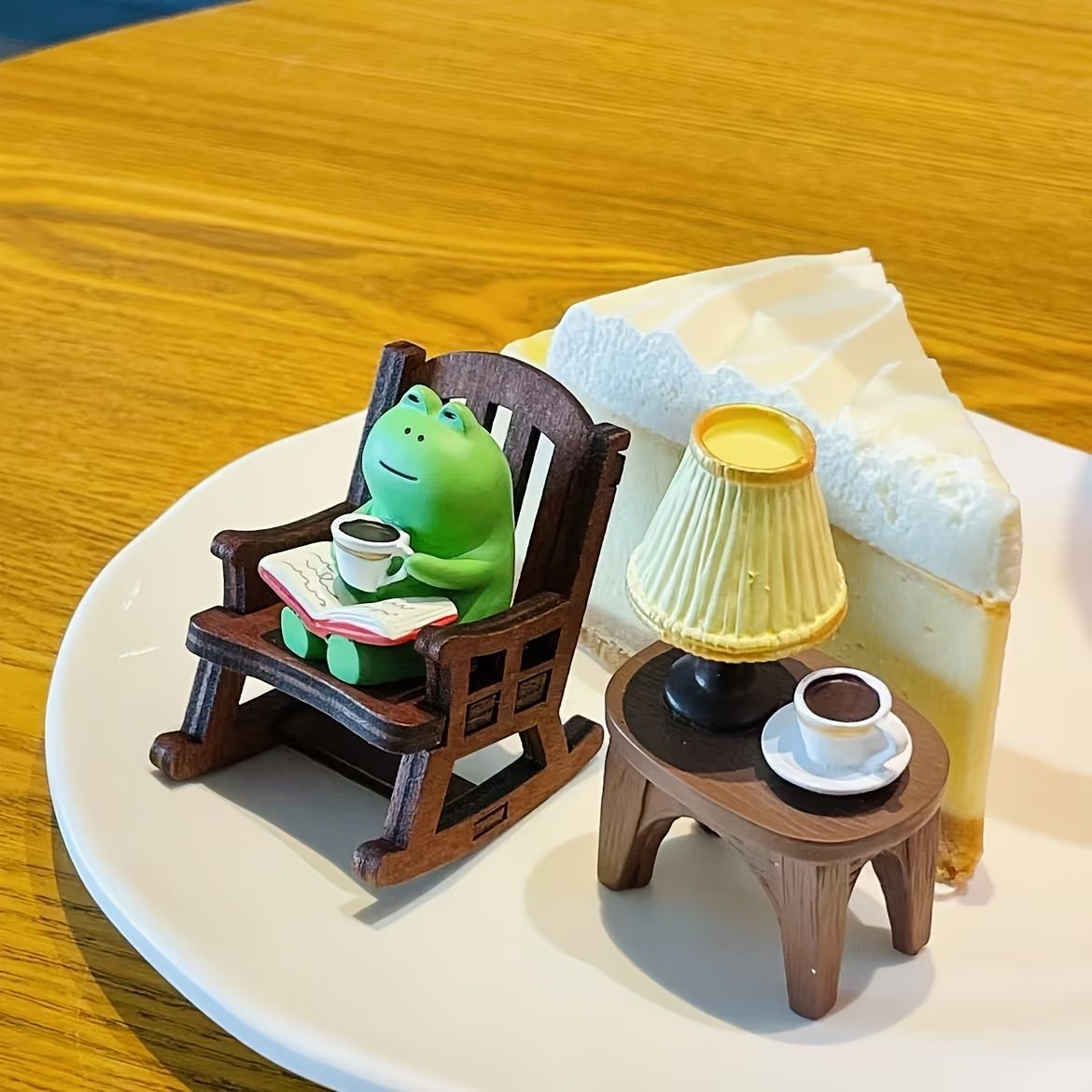 置物 オブジェ ガーデンオーナメント 椅子に座ってくつろいでいるカエル かえる 屋外 屋内 室内 インテリア 玄関 リビング ダイニング 装飾 庭 ガーデニング 装飾 ガーデン 可愛い ギフト インテ