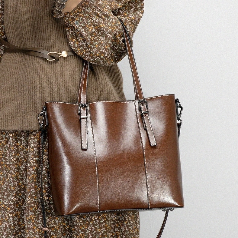 【期間限定特価】牛革 トートバッグ 斜めがけショルダーバッグ2WAY 本革 レディース ipad 通勤バッグ 弁当 収納 通勤レザー bq1452