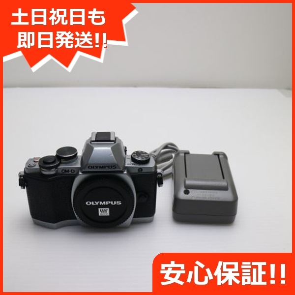 美品 E-M10 ボディ シルバー 192
