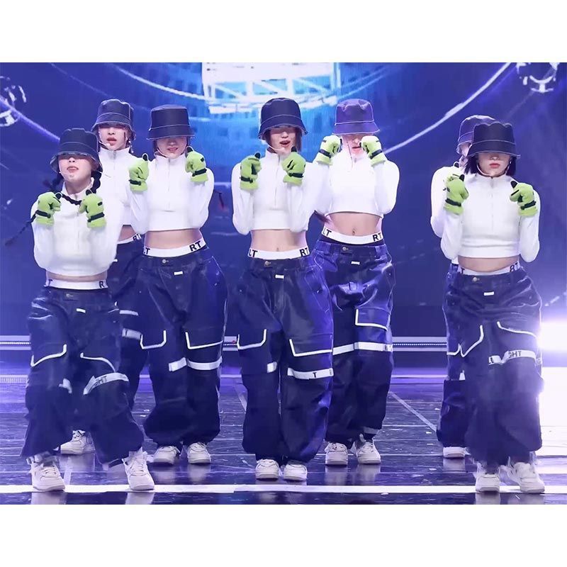 Xgガールズグループ左右同じスタイルの歌服2023新作ヒップホップジャズダンスパフォーマンス服ヒップホップスーツトレンド