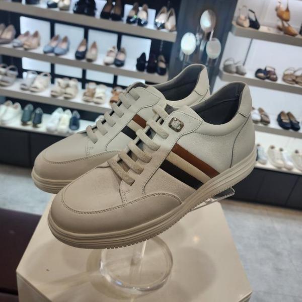 HC10 男性用ホワイトコンフォートスニーカー LCMS62U51410 (41245945)