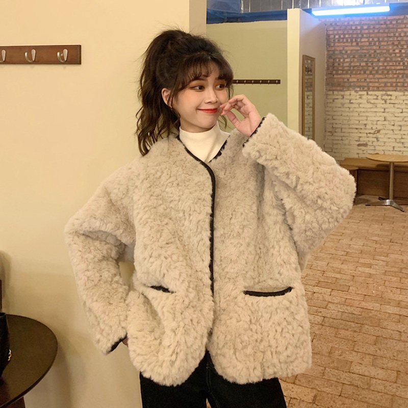 アウター ブルゾン 上着 長袖 もこもこ モコモコ 厚手 かわいい 大人可愛い きれいめ シンプル
