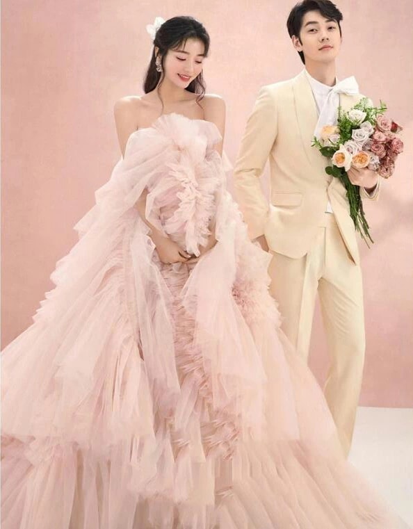 カラードレス フォトウェディング撮影 花嫁ドレス 前撮りドレス 後撮り 多重チュール 高級感 可愛い パーティードレス ロング きれいめ 二次会ドレス 結婚式ドレス 演奏会 お姫様 ウェディングドレス