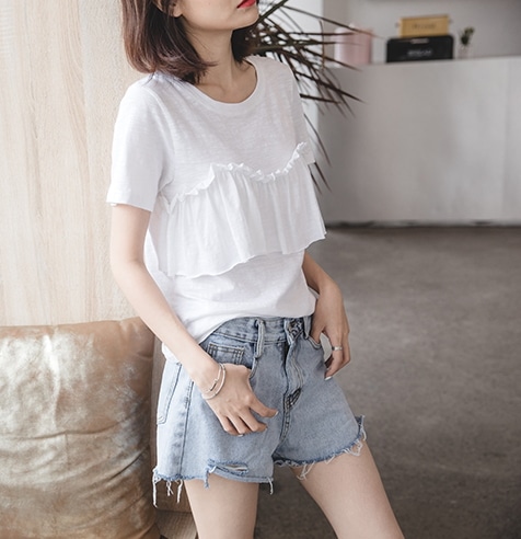 フリルギャザーTシャツ トップス Tシャツ 袖あり 半袖 ラウンドネック フリル 綿 かわいい 大人可愛い きれいめ シンプル カジュアル 大人 上品 おしゃれ お洒落 大人可愛い 大人女子 こなれ感