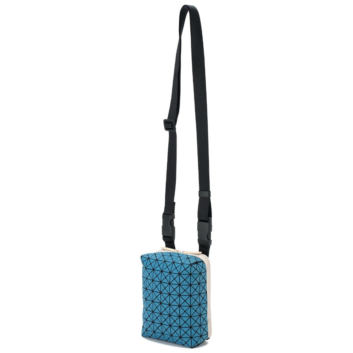 バオバオ BAO BAO ISSEY MIYAKE 【KURO SERIES】 【BEETLE / ビートル】 クロスボディ ショルダーバッグ マット ブルー BB AG345 72
