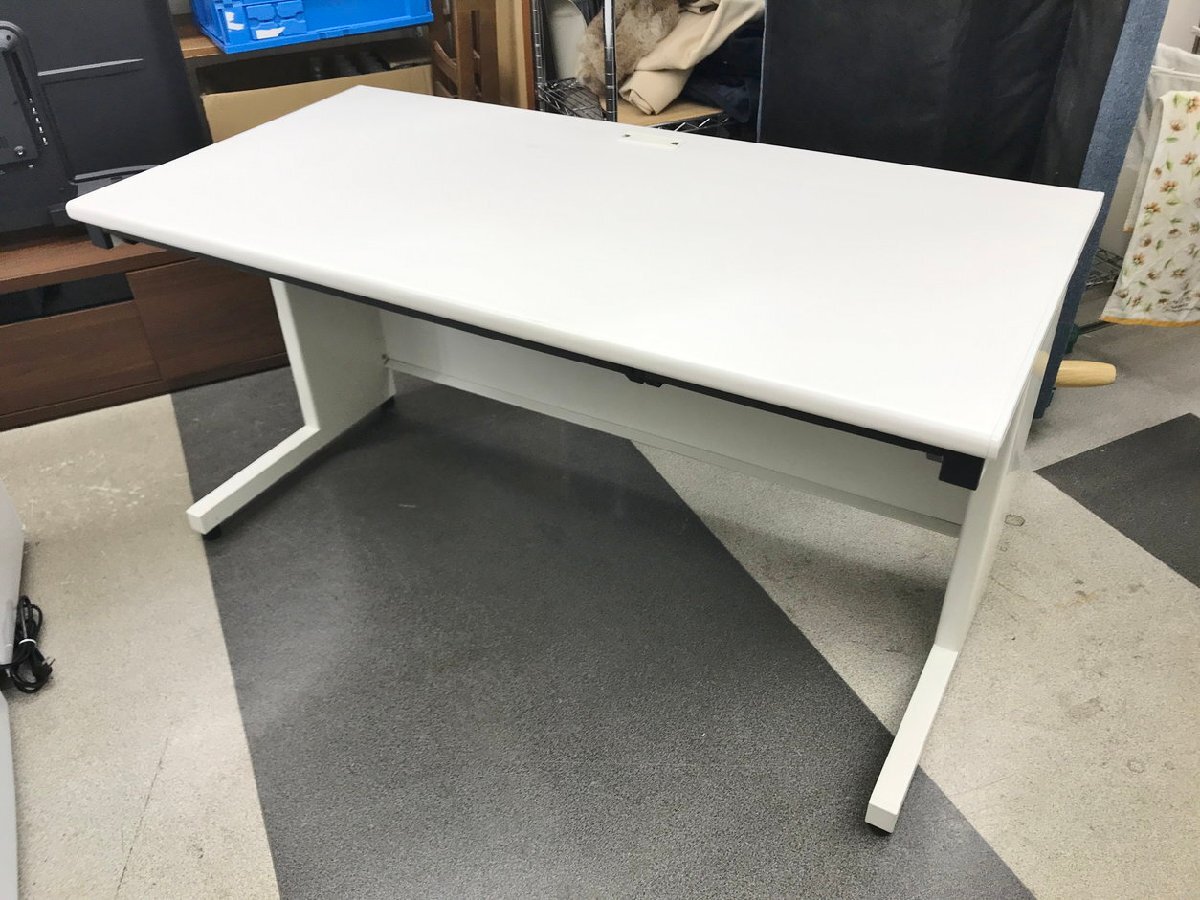 プラス PLUS 平机 SP-T147WH オフィスデスク 引き出し付き 2014年製 ［静岡市］店頭併売品 2601LS902
