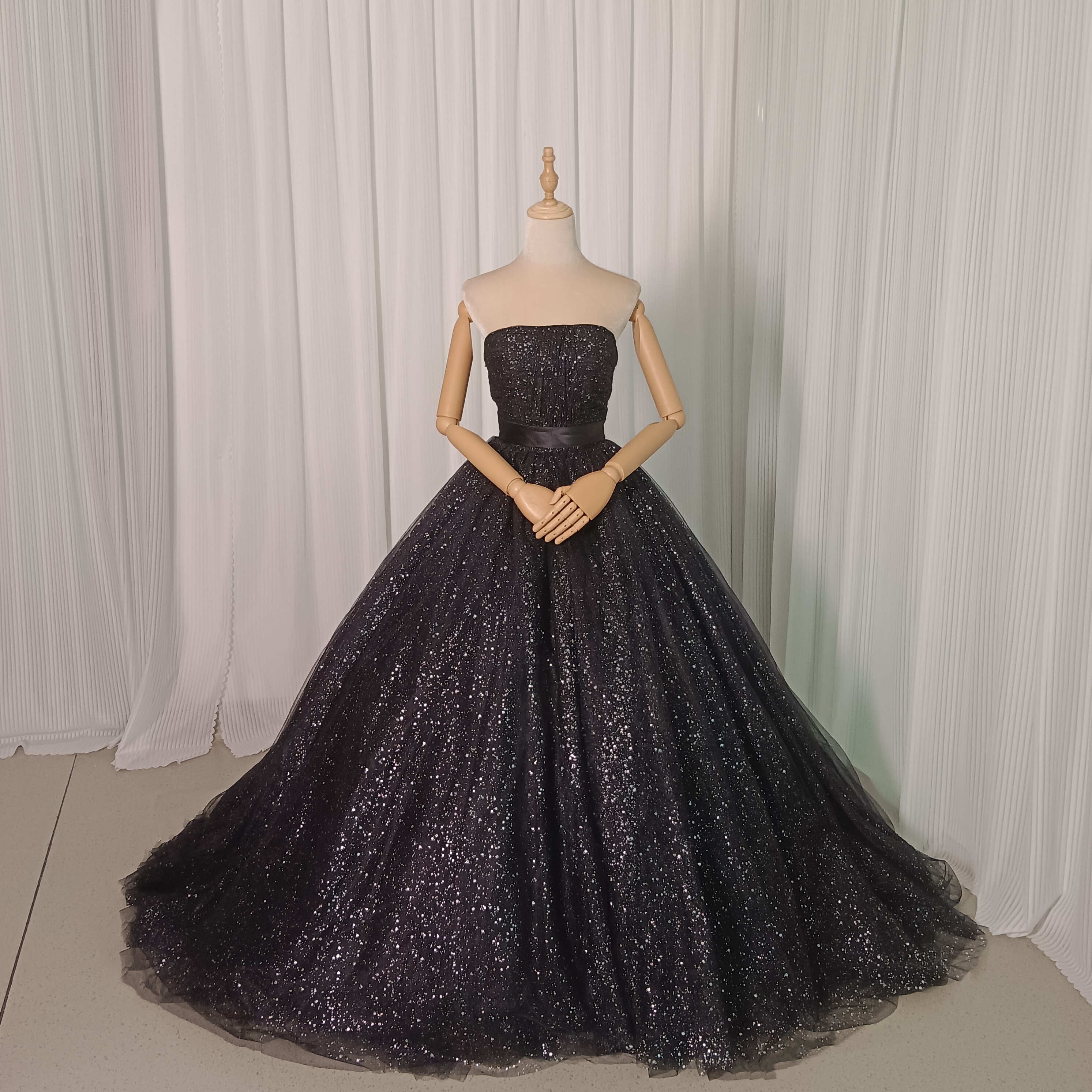 カラードレス ブラウン ベアトップ キラキラチュール プリンセスライン 編み上げ 演奏会/音楽会