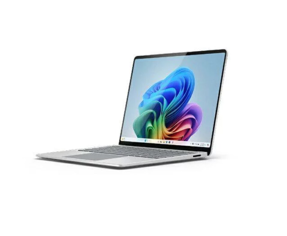 Surface Laptop ��7���� EP2-18282 [�v���`�i]