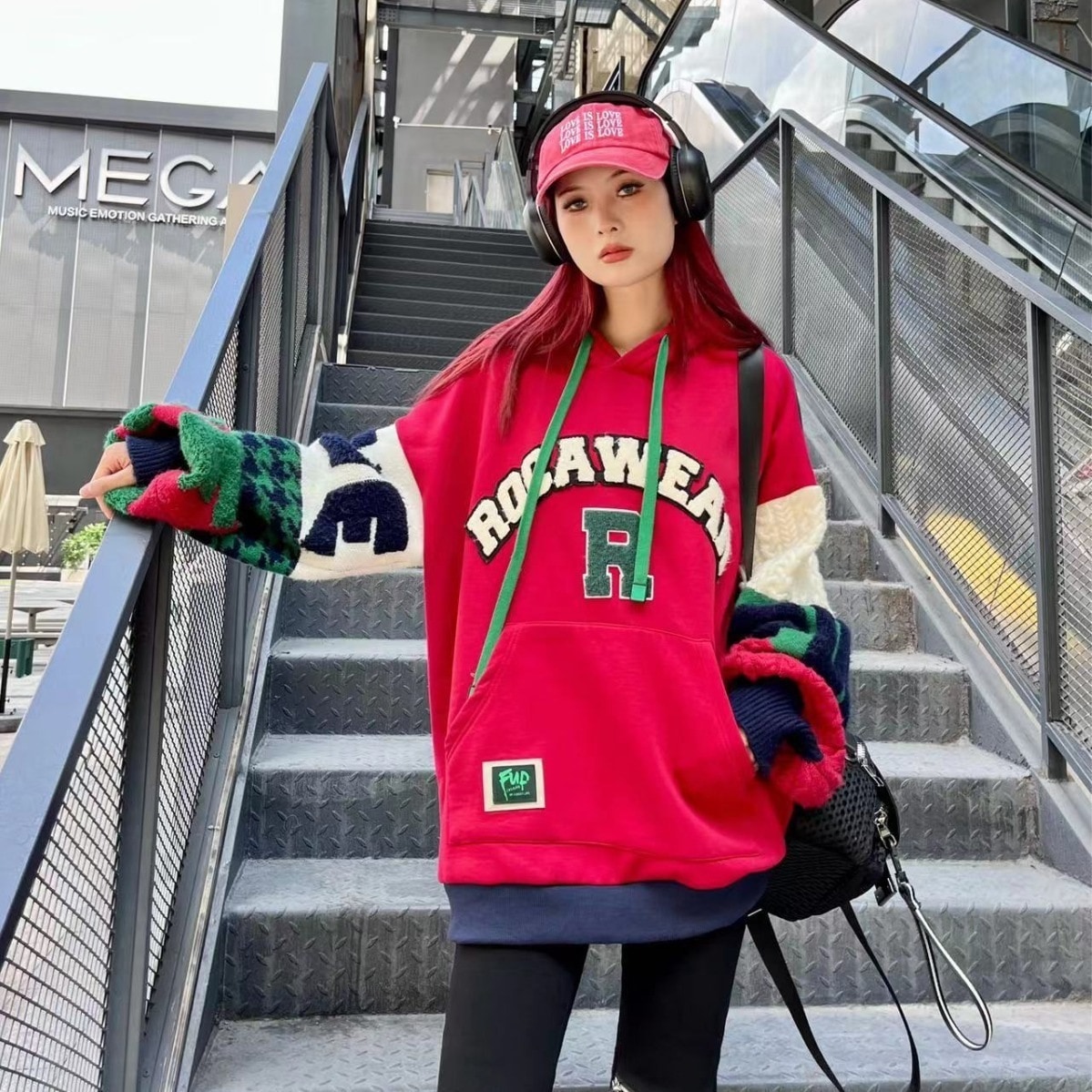 2023新型パッチワークカラーゆったりとした衛衣コート秋女カジュアルギャザーフード付き衛衣女ファッションブランド