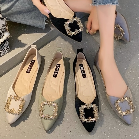 パンプス フラットシューズ ぺたんこパンプス 1cm フラット ぺたんこ ポインテッドトゥ バックル ビジュー ファブリック かわいい 大人可愛い きれいめ カジュアル 上品 おしゃれ