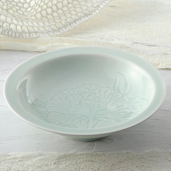 009-312M 有田焼日展作家山口正右衛門作 青白磁牡丹絵 飾鉢(木箱入)