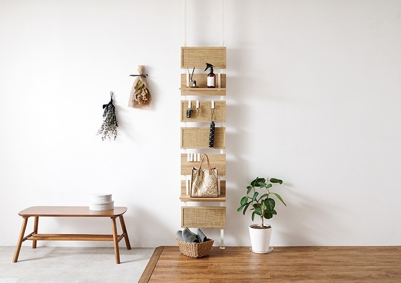 ハンガーラック つっぱり 棚 おしゃれ 韓国風 ナチュラルモダン かわいい エレガント シェルフ 突っ張り ラック ラタン調 幅40cm