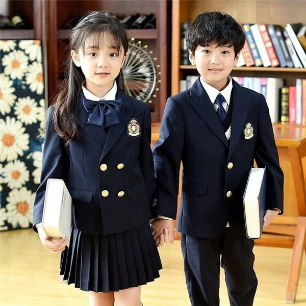 「赤字覚悟セ ール品」入学式 卒業式 女子 男子 4点セット 男子 女子 卒業式 キッズ 子供 カジュアル 入園式 卒園式 七五三 お受験 発表会 小学生 中学生 高校生 ブレザー ベスト セーター