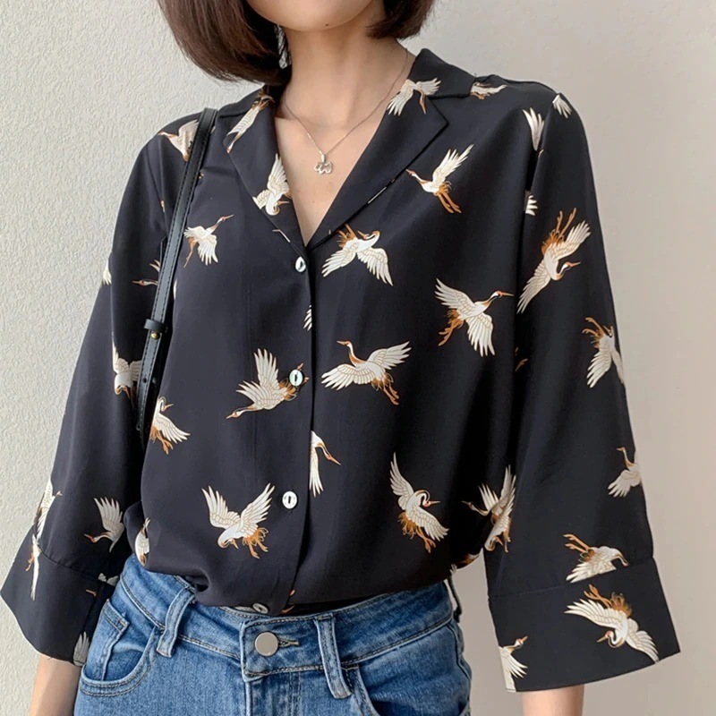 チャイナ風シャツ ブラウス 七分袖シャツ Vネックトップス プリントシャツ レディース 黒 シルク 鶴模様 5,272円