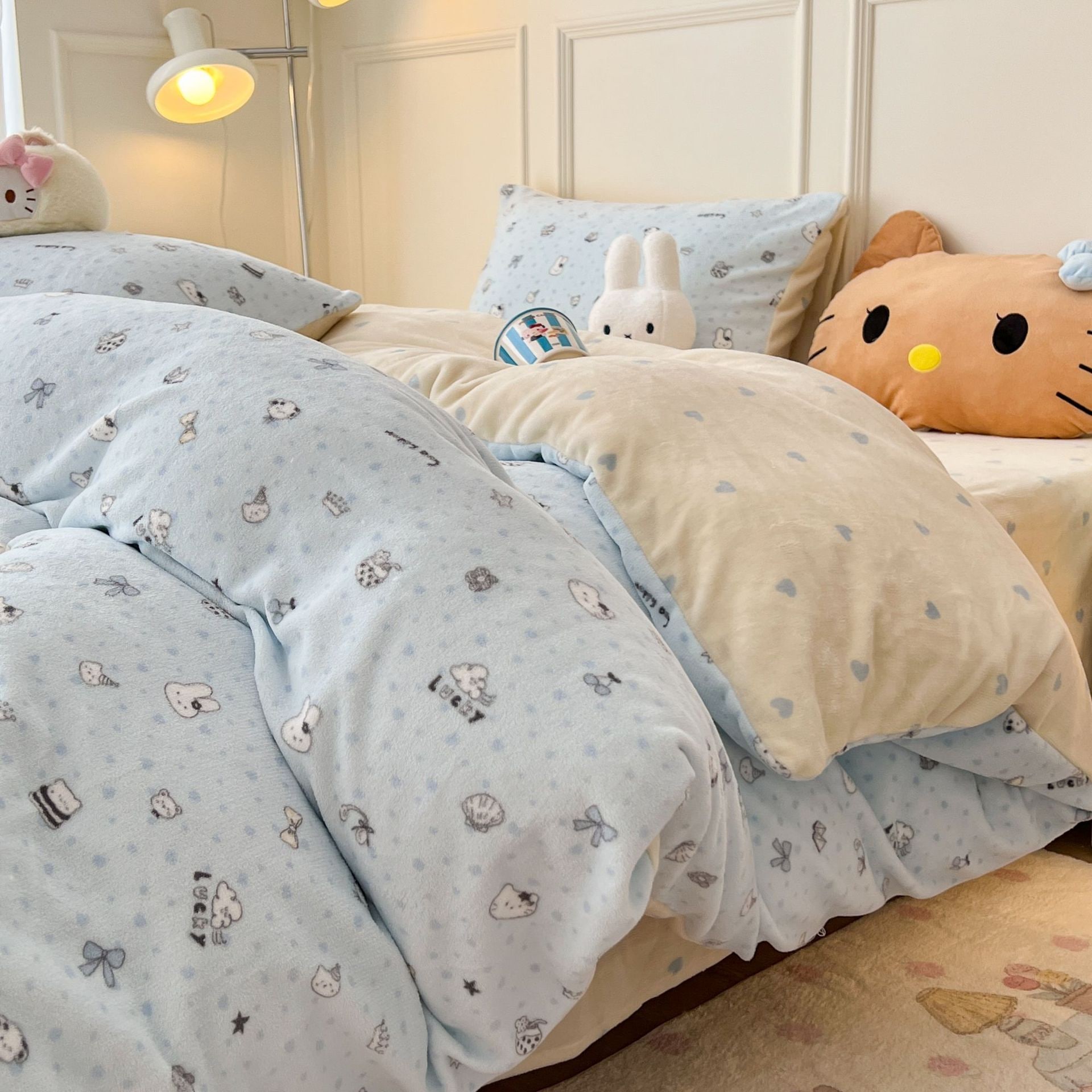 かわいくて愛らしい漫画風ミルクフリース寝具4点セット秋冬スタイル両面暖かいコーラルフリース掛け布団カバーシーツフィットシーツ