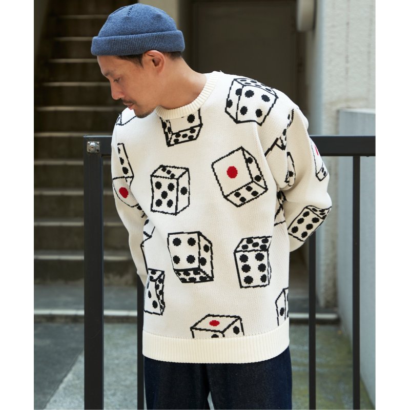 総柄クルーネックニット