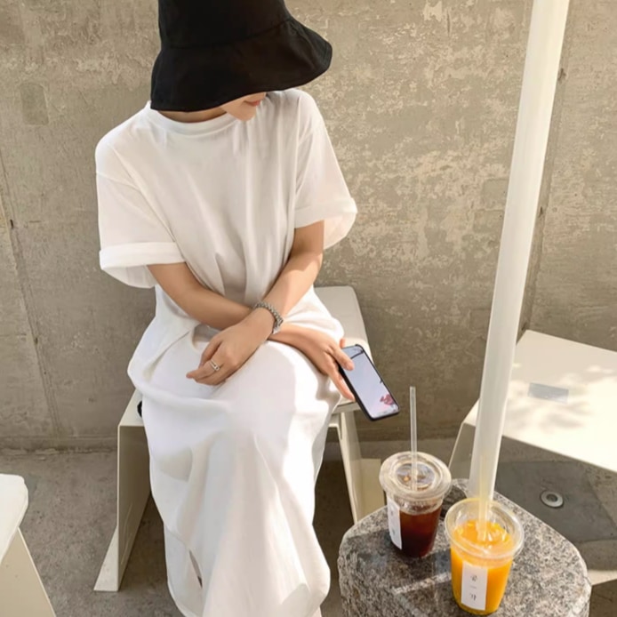 ワンピース ミモレ ミモレ丈 半袖 ラウンドネック ストレート ワイド きれいめ シンプル カジュアル 大人 上品 おしゃれ お洒落 大人女子 こなれ感 抜け感 無地 春 夏 秋 2023 10代