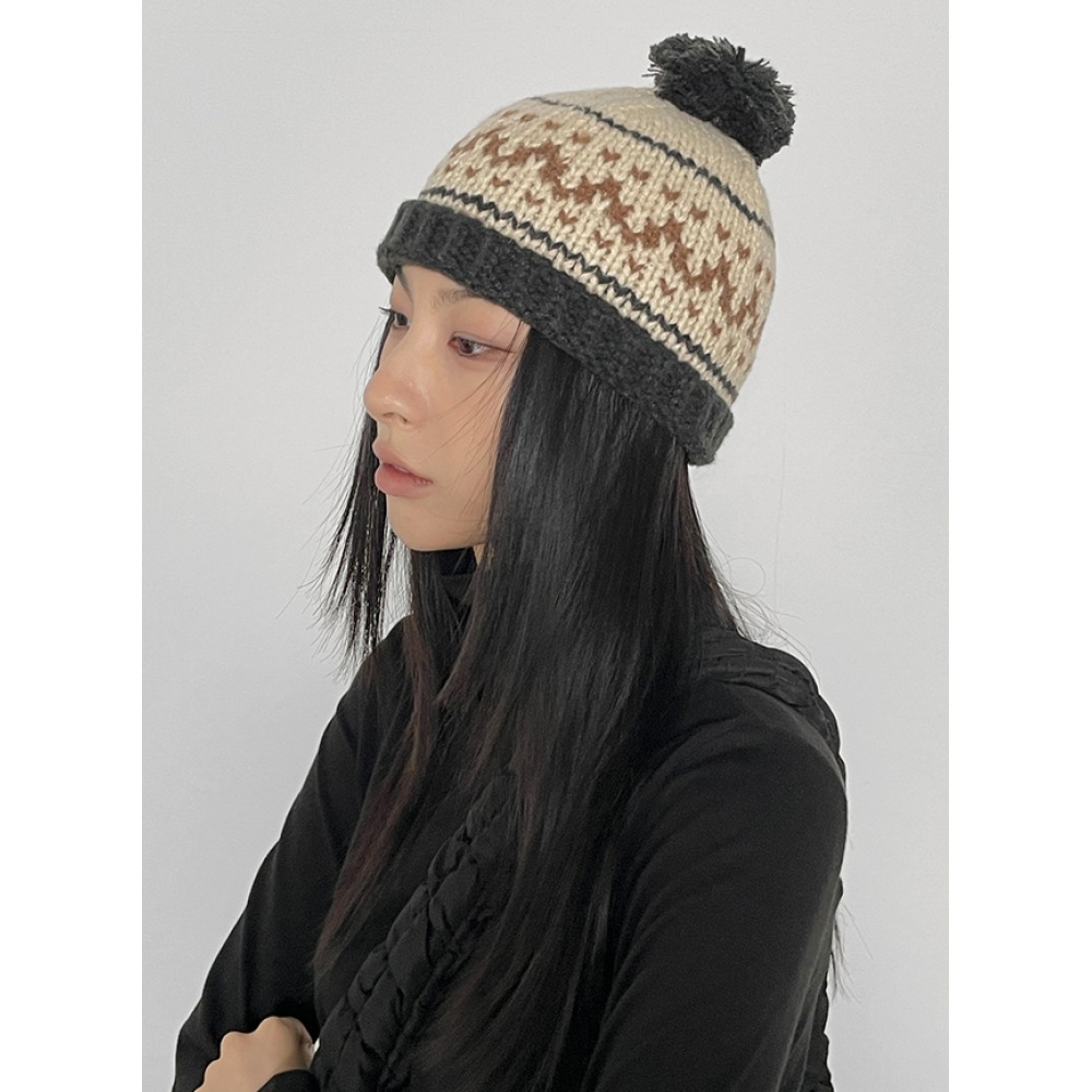 ブラックアップキャッチャードロップノルディックニットビーニー 5,305円