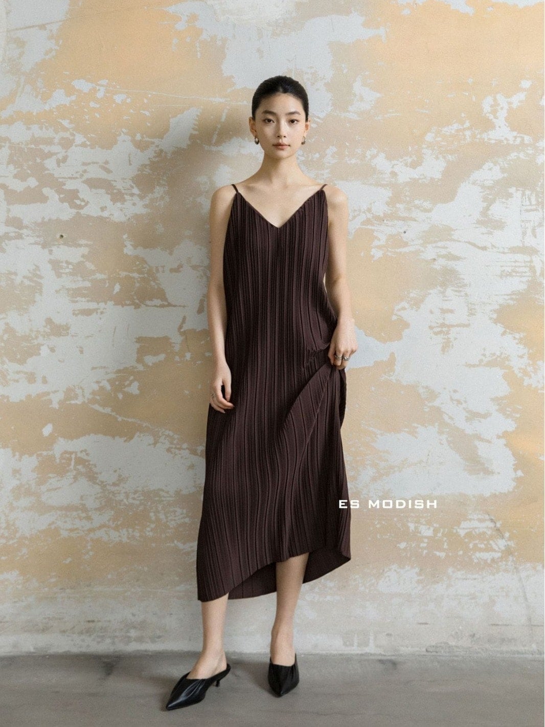 【ES MODISH】 春春冬/新作/プレミアム/プレッシャープリーツ/ホルターワンピース/Vネック/休日スタイル/気質/ロングワンピース/女の子