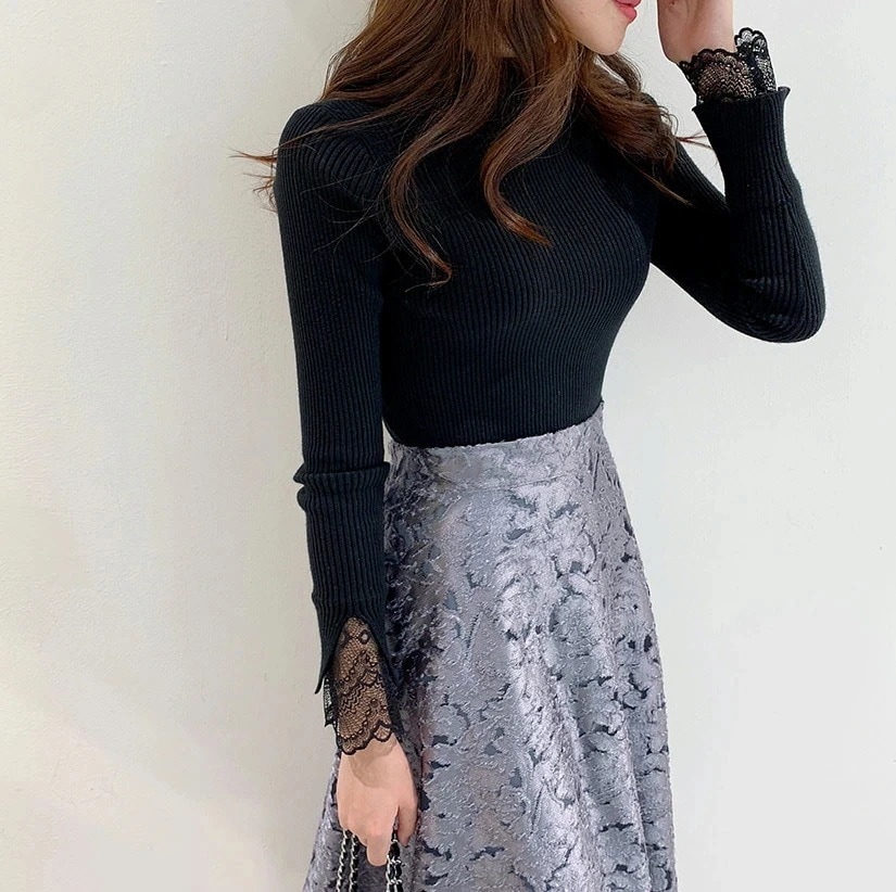 レースカフスハーフネックリブニット・p112018 レディース 韓国ファッション トップス ニット 長袖 ハーフネック モックネック レース カジュアル フェミニン ユニーク 秋冬 ST