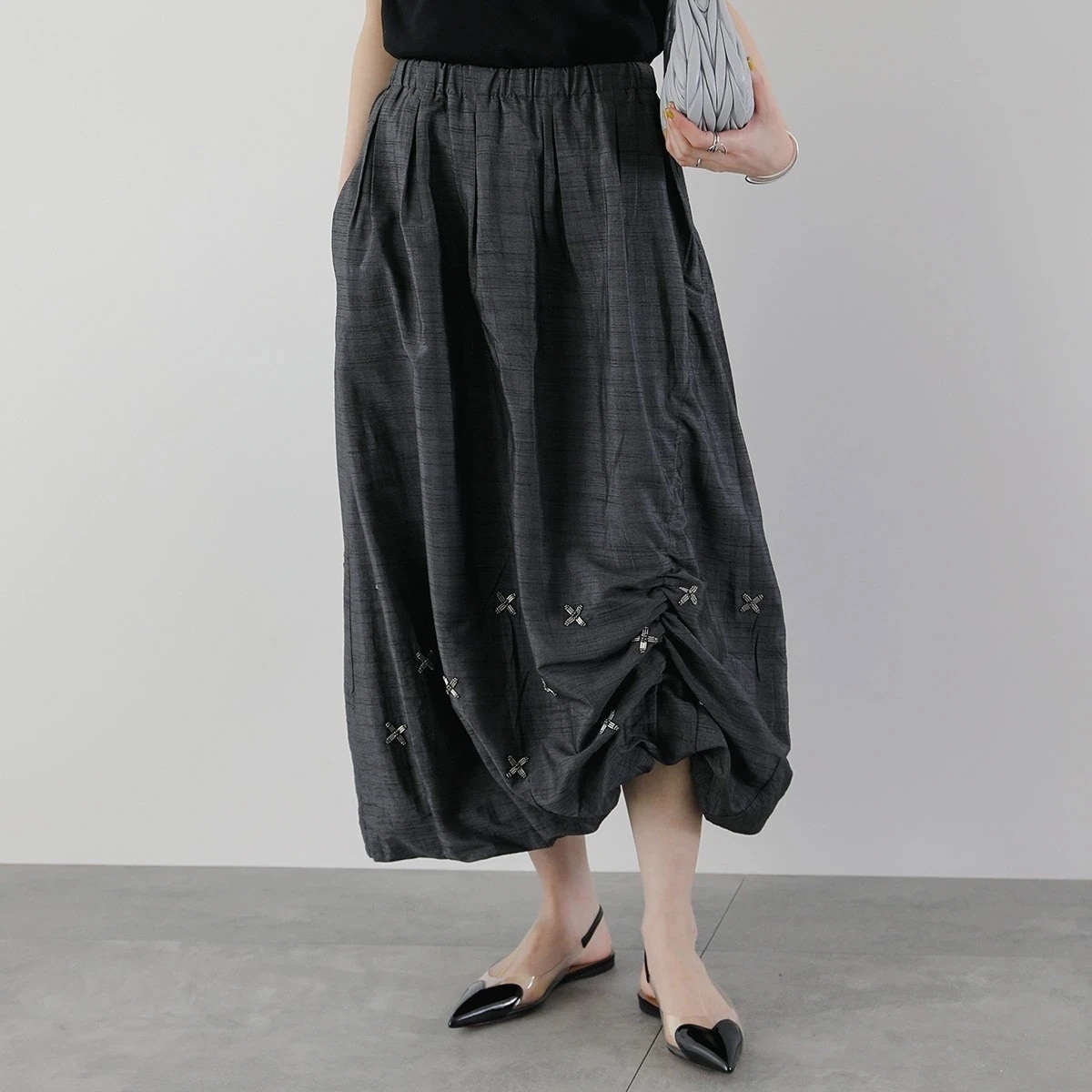 MARILYN MOON SOI-MeME マリリンムーン ソワメム スカート beads motif taffeta asymmetry balloon skirt 4251-110 フラワー ビー