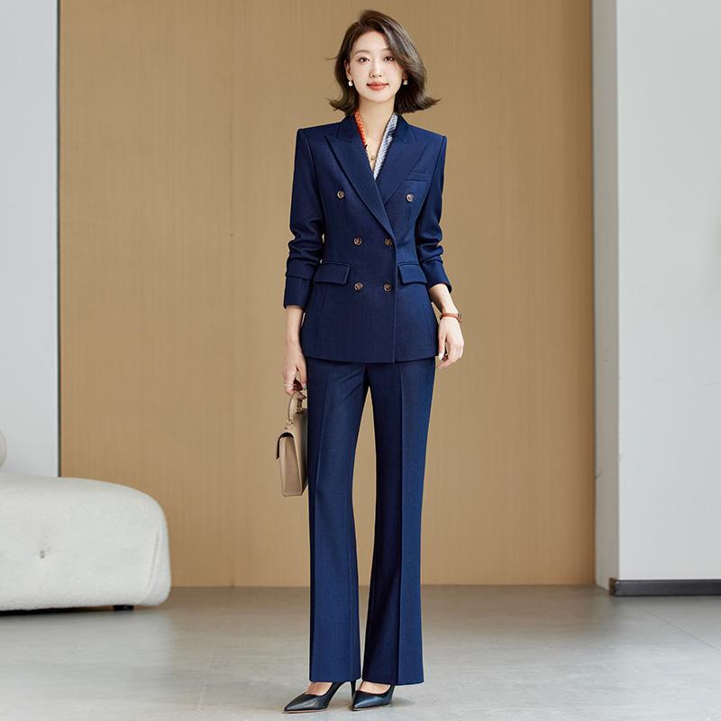 レディース パンツスーツ 上着 紺 ネイビーブルー ダブルブレスト ２点セット セットアップ ブーツカットパンツ 英国風 スタイリッシュ エレガント ビジネス フォーマル 司会 スリム スタイリッシュ