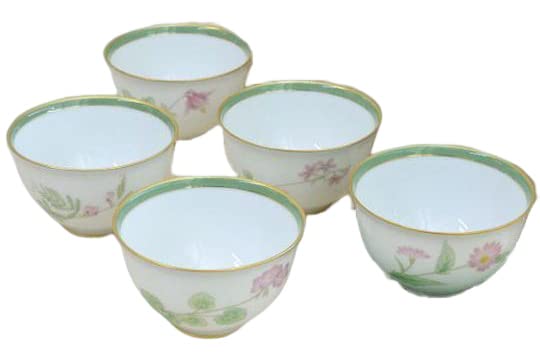 香蘭社 みちくさ 湯呑セット 5個 有田焼 日本製 思わず道草をしてしまいそうな野の花のデザイン 5絵柄とも花は淡いピンク葉は緑色 花ごとの違いがあり見て楽しい 贈り物としても素敵 茶托別売り エンヴ