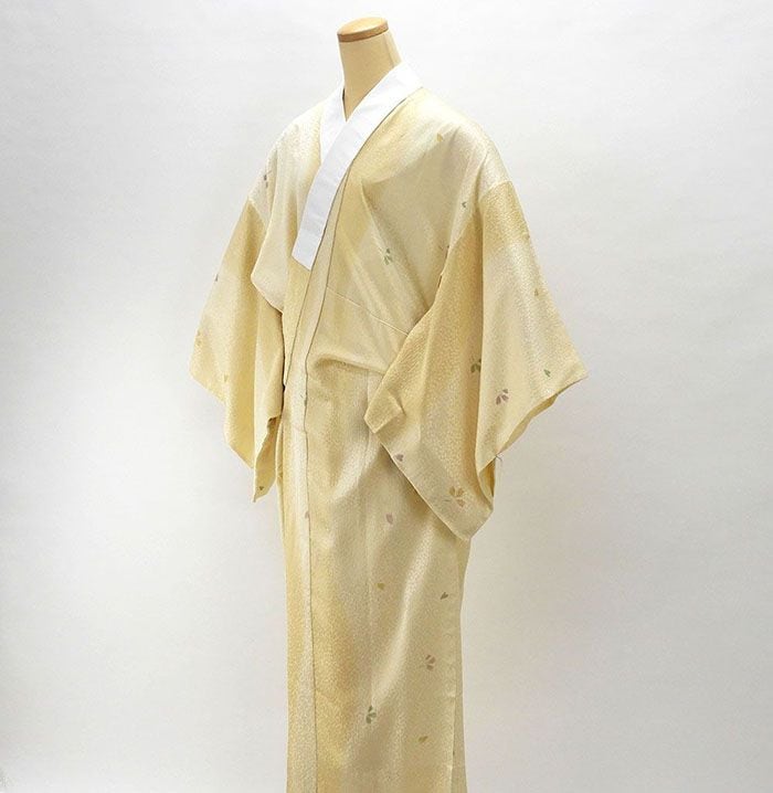 長襦袢 未着用美品 正絹 花の香 花弁散し模様 身丈136cm 裄丈69cm 未使用 新古品 着物 i0618