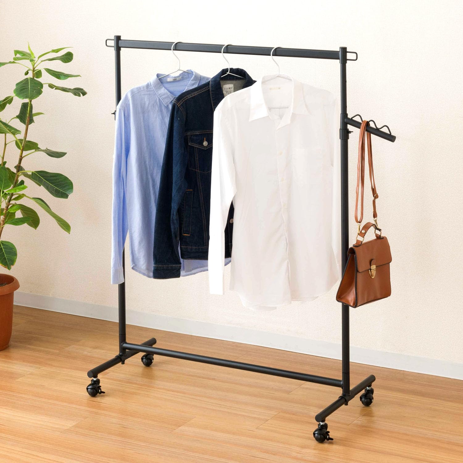 ドウシシャ ハンガーラック 耐荷重85kg 頑丈 幅100cm シングル 黒 ブラック おしゃれ 可愛い LIHS-100BK 幅100×奥行42×高さ108175cm キャスター付き 高さ上下伸縮