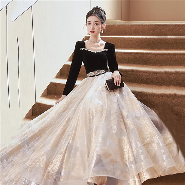 演奏会 ピアノ 発表会 袖付き 長袖 編み上げ フェミニン エレガント大きいサイズ 5L 大人 母親 結婚式 体型カバー 謝恩会 卒業式 花嫁 誕生日会 ステージ 20代 30代 ロングドレス 黒 ブ 7,893円