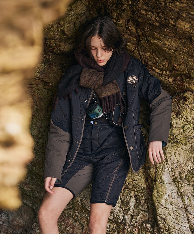 AERO FULL ZIP PADDING SHORT_WOMEN [BLACK]