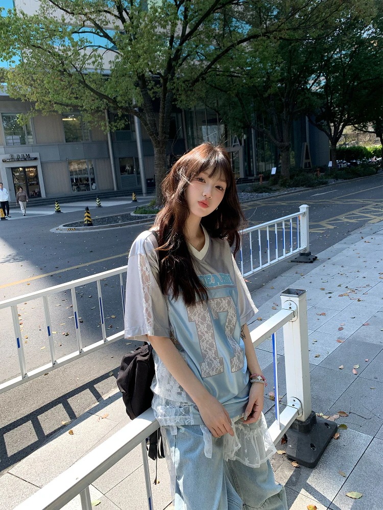 2025春夏 韓国可愛い風トップスTシャツ K-PPファッション半袖ストリート系サイド丈ボールフットシルエットダンスラグランゆったりシャツ衣装レディースサイズVネックおしゃれカジュアル春配色切り替え 5,044円