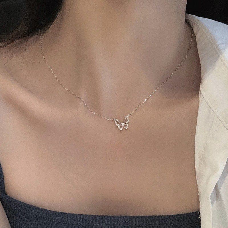 【20点セット】1つ買うと1つ無料 タイムセール軽豪華蝶ネックレス女性ファッション小衆デザイン感冷たい風個性ネット赤ペンダント鎖 61,346円