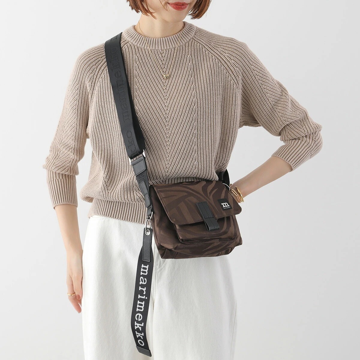 marimekko マリメッコ ショルダーバッグ Mini Messenger Jokuraita ミニ メッセンジャー ヨクライタ 094608 レディース ミニバッグ ポシェット 鞄 880【ts