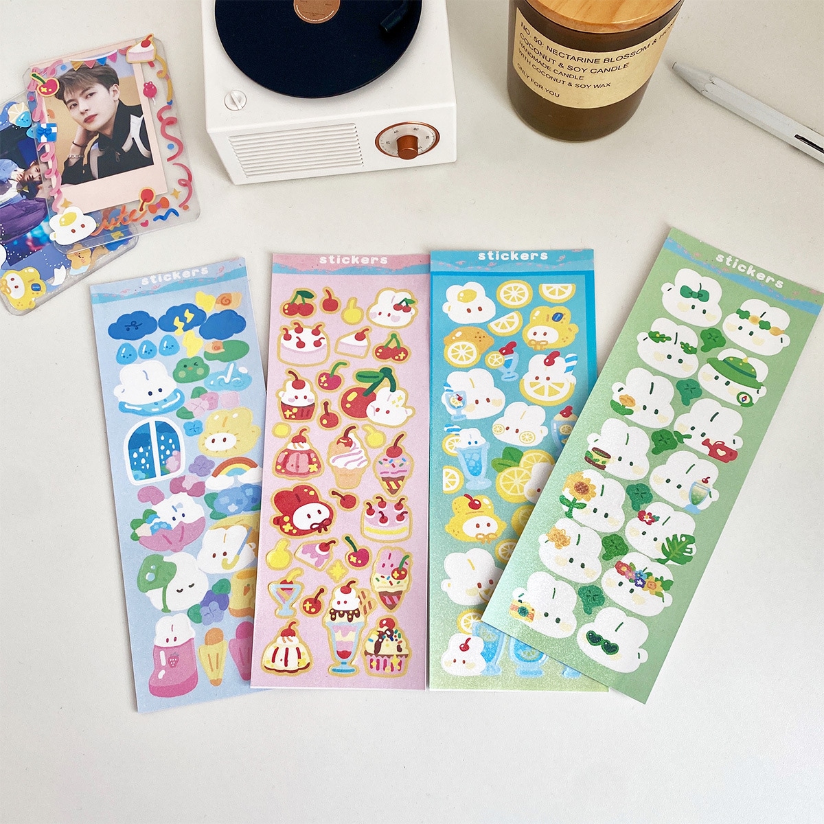 Qoo10] 閉店セール 4種 うさぎ デコステッカー : 文具