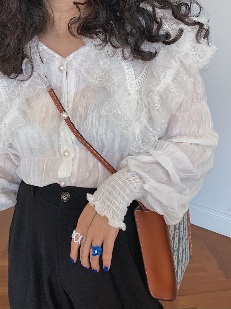 シャツ ブラウス カットソー レディース 長袖 Vネック 襟付き ビッグカラー フリル レース 刺繡 かわいい 大人可愛い きれいめ 春 夏 秋 学生 デート お出かけ オルチャン ホワイト トップス 8,283円