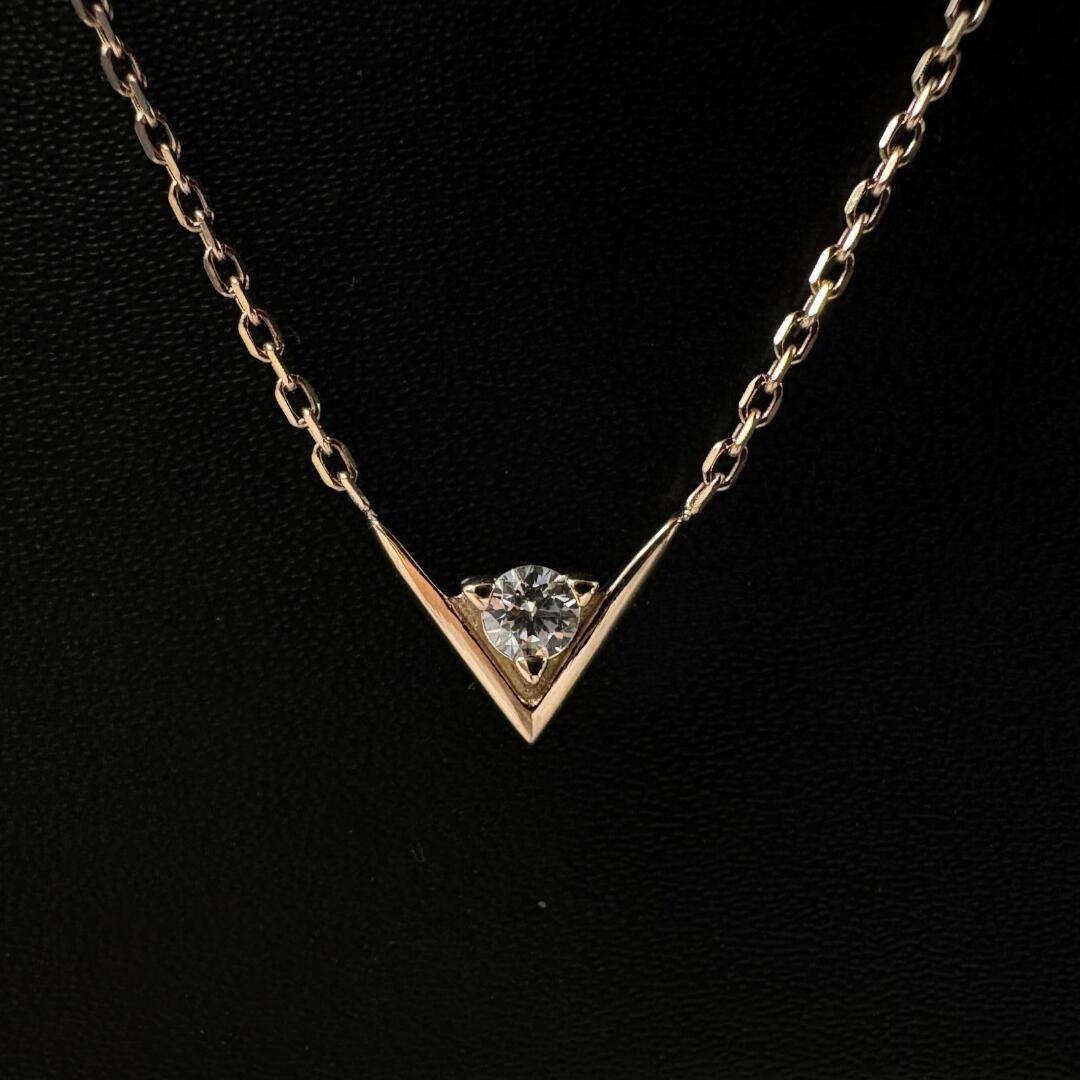 正規品 ナチュラルピュア ネックレス レディース V字 ペンダント シンプル 上品 ピンクゴールドカラー ノンアレルギー サージカルステンレス ステンレス 金属アレルギー 対応 結婚式 結婚記念日 誕