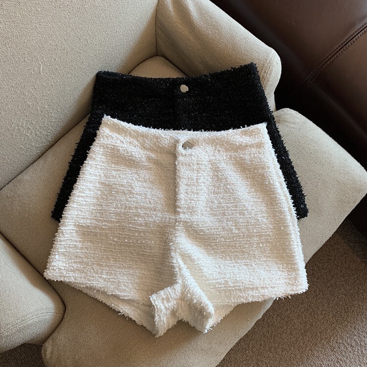 ボトムス ショートパンツ ショート丈 ツイードパンツ 美脚パンツ ハーフパンツ ワイド Aライン 厚手 シンプル 大人 おしゃれ お洒落 大人女子 セクシー 秋 冬 レディース デート お出かけ