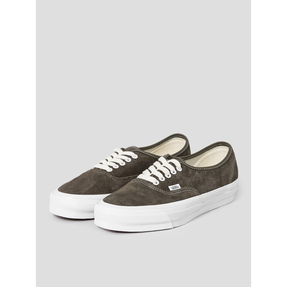 VANS (ピッグスエード) オーセンティックリイシュー44-カーキ GM44K3FV1H