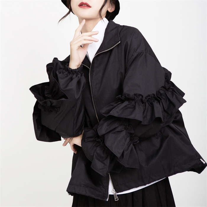 アシンメトリージャケット フリルパーカー レディース 袖フリル パーカー おしゃれ バックフリル 羽織り ジャケット ブルゾン ゆったり アウター 大人 ナチュラル 大きいサイズ バルーン袖 体型カバ