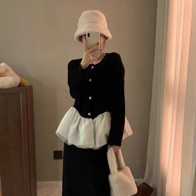 ペプラム カーディガン バイカラー パールボタン 韓国 レディース オルチャン トップス アウター 袖あり 長袖 ラウンドネック 襟なし 前開き かわいい 大人可愛い きれいめ シンプル