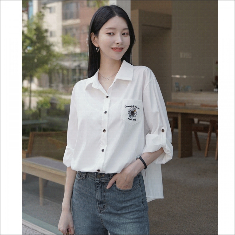 クリック＆ファニーキモンロールアップエンブロイダリーシャツ