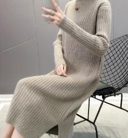 デート モテコーデ ワンピース セーター 膝丈 ひざ丈 膝下 袖あり 長袖 萌袖 ハイネック Iライン かわいい 可愛い きれいめ シンプル カジュアル 上品 おしゃれ お洒落 女子